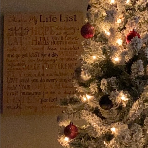 Meet your Posher, Nina - Picture 1 of 1